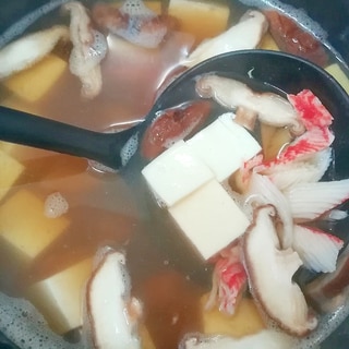 カニカマとしいたけと絹ごし豆腐の和風スープ